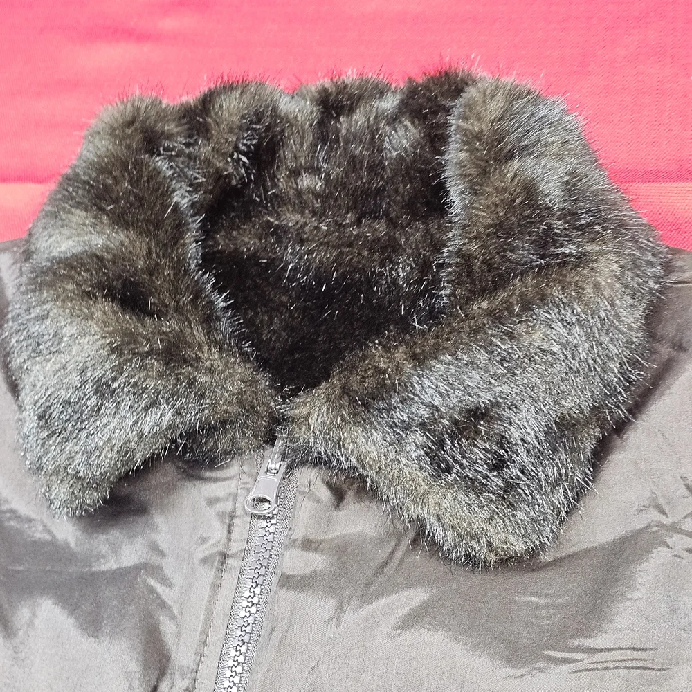 Atelier by‎ B.Thomas Fake Faux Fur Black Vest Size XL Reversible